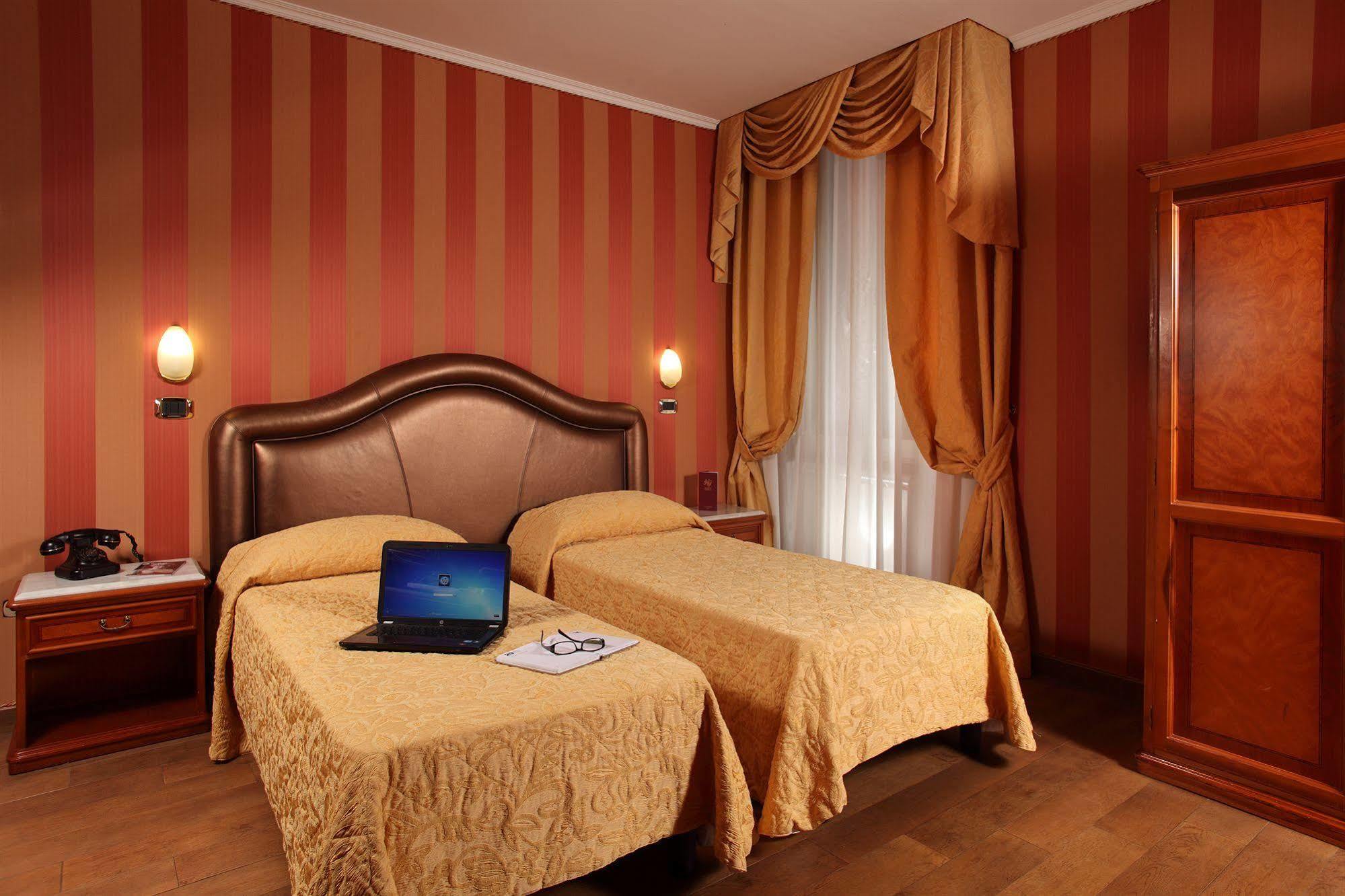 Hotel Forte Рим Екстериор снимка